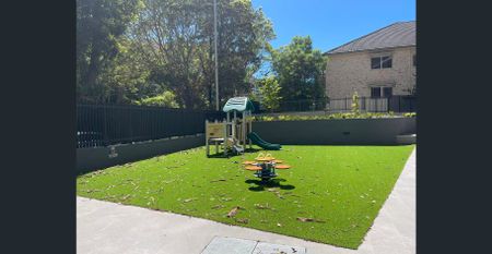 Brand New 1 Room Apartment With 1 Study Room Available For Lease - Photo 3