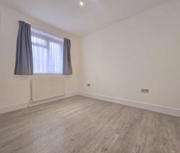 3 bedroom ground floor maisonette to rent - Photo 5