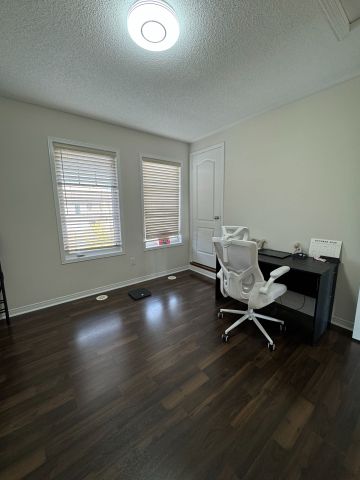For Lease - 5585 Oscar Peterson Boulevard Unit# 6, Mississauga, Ontario - Photo 5