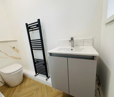 1 bedroom house of multiple occupation to rent - Photo 2