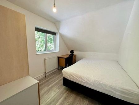 Cromwell Road, Winchester - Photo 2