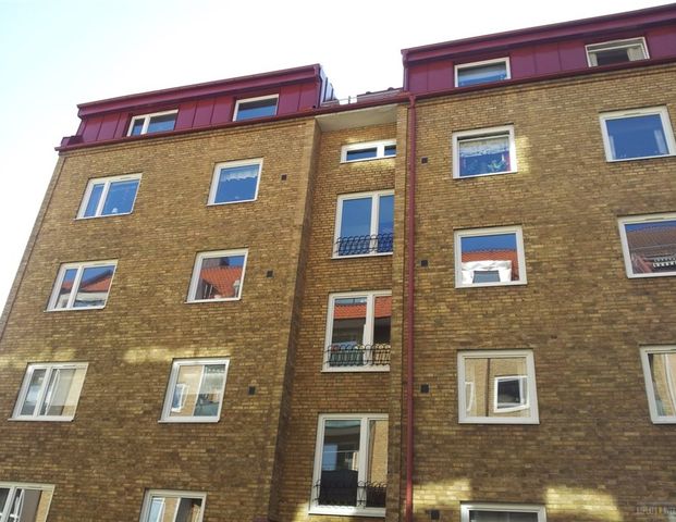 Langes Väg 8 A - Photo 1