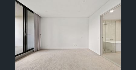 Luxury three-bedroom apartment in prestigious complex - Photo 3