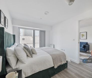 2 bedroom flat to rent - Photo 5