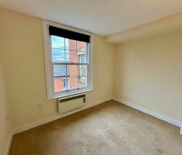 High Street, Banbury, OX16 - Photo 5