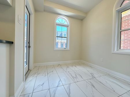 For Lease - 9805 Keele Street, Vaughan, Ontario - Photo 2