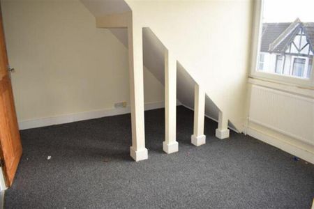 2 bedroom property to rent - Photo 4