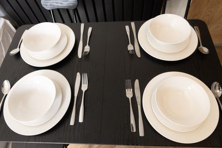 1 Bed Flat, London, CR7 - Photo 4