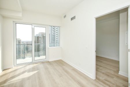 For Lease - 15 Ellerslie Avenue Unit# 2301, Toronto, Ontario - Photo 2