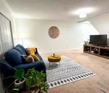 For Lease - 471 Dalhousie Gate, Milton, Ontario - Photo 4