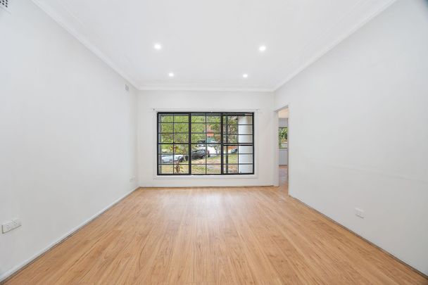 Freshly Renovated Modern Living - A Delight for the Whole Family - Photo 1