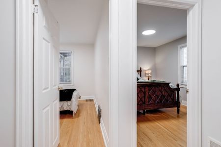 For Lease - 302 Avenue Road Unit# Main (Upper Level), Newmarket, Ontario - Photo 3