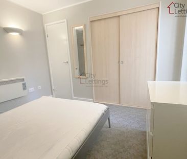 1 Bedroom Ground Floor Flat - Photo 4