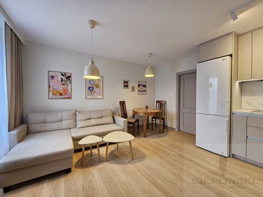 Gustownie umeblowane 2pok. w Centrum z balkonem - Photo 1