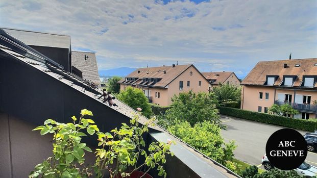 Founex 15 minutes de Genève : Duplex en attique de 125 m2 - Foto 1