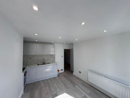2 Bed Flat, Palmerston Road, N22 - Photo 5
