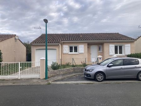 Location Maison 4 pièces 85 m2 à Revel - Photo 5