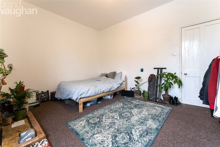 5 bedroom maisonette to rent - Photo 3