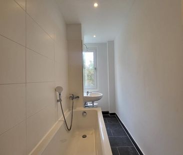 300 € Umzugsbonus + 559 € warm + 3 Zimmer + frisch saniert + Badewanne - Photo 1