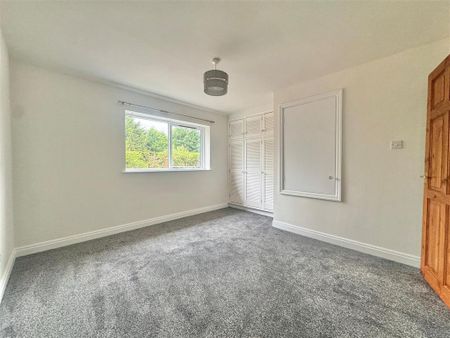 2 bedroom detached house to rent - Photo 3