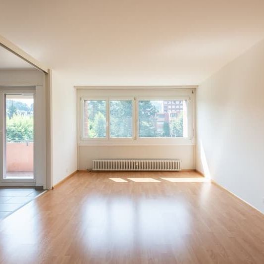 Central yet in the countryside - Photo 1