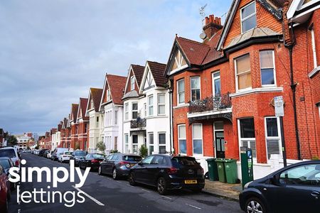 2 Bed property for rent - Photo 5