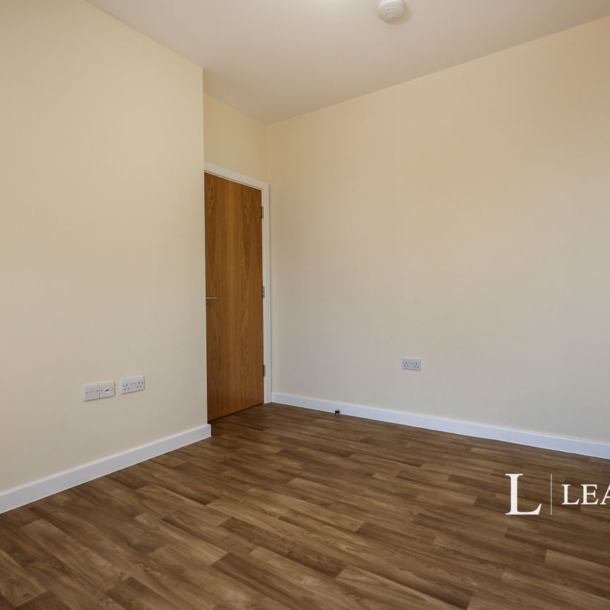 2 bedroom apartment to rent St. Peters Gardens, Marefair, Northampton, Northamptonshire, NN1 - Photo 1