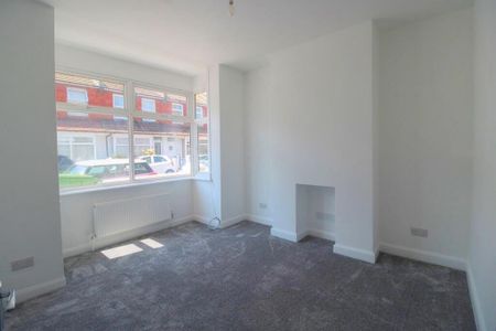 3 bedroom terraced house to rent - Photo 2