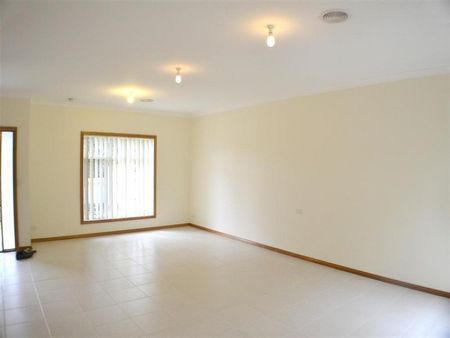 5 Dendy Court, Mulgrave - Photo 3