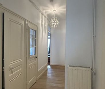 APPARTEMENT T2 A LOUER - LYON 7EME ARRONDISSEMENT - 72.17 m2 - 1 18... - Photo 5
