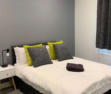 Flat 2, 2 Argyle Street - Photo 1