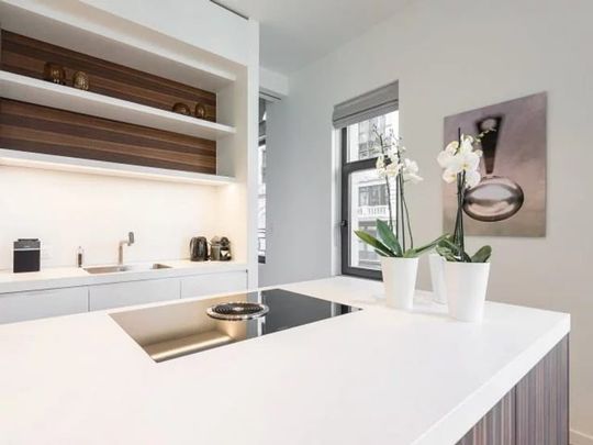 Appartement te huur - Photo 1