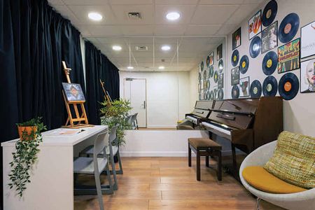 Premium Range 1 Ensuite - Photo 2