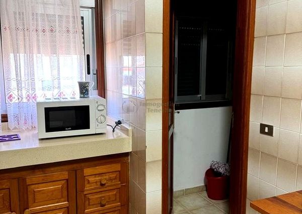 **To rent in Las Galletas, 2 bedroom apartment