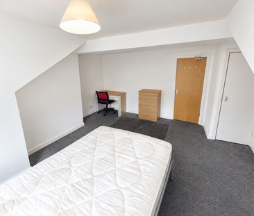 6 bedroom end of terrace house to rent - Photo 6