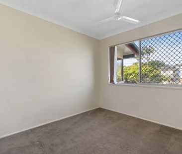 57 MacArthur Crescent, Slacks Creek. - Photo 2