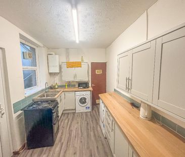 Stow Hill, Treforest, Pontypridd - Photo 5