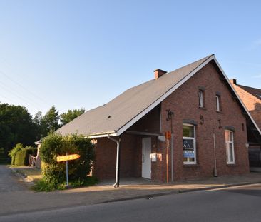 Gerenoveerde ruime woning met 3 slaapkamers - Foto 2