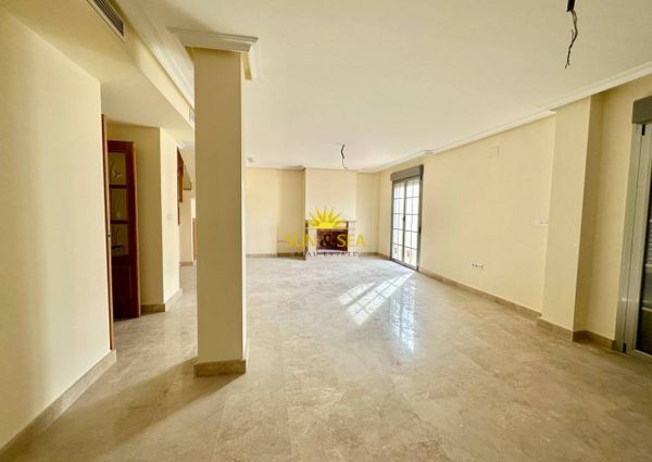 NEW 4 BEDROOM PENTHOUSE WITH SUNROOF FOR RENT IN TORREVIEJA - ALICANTE