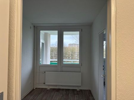 Frisch sanierte 2-ZW in der Helsinkistr. 84 in Kiel zu vermieten! Otto Stöben GmbH - Photo 5