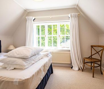 2 bedroom semi-detached house to rent - Photo 6