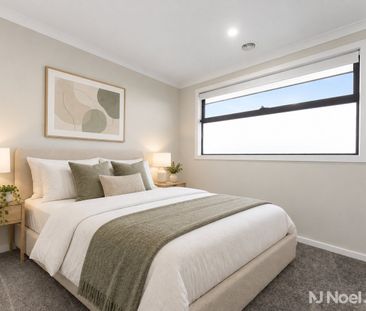 94 Carora Circuit, CLYDE NORTH - Photo 4
