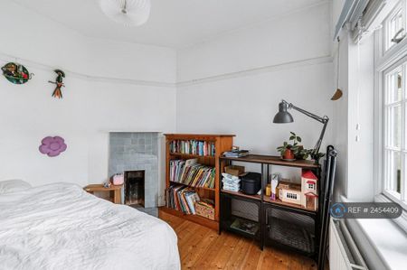 2 bedroom maisonette to rent - Photo 3