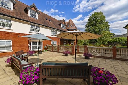 1 bedroom retirement property to rent - Photo 3