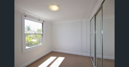 Spacious & Convenient Terrace - Photo 4