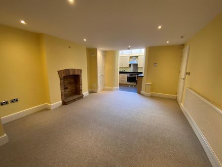 1 bedroom flat to rent - Photo 2