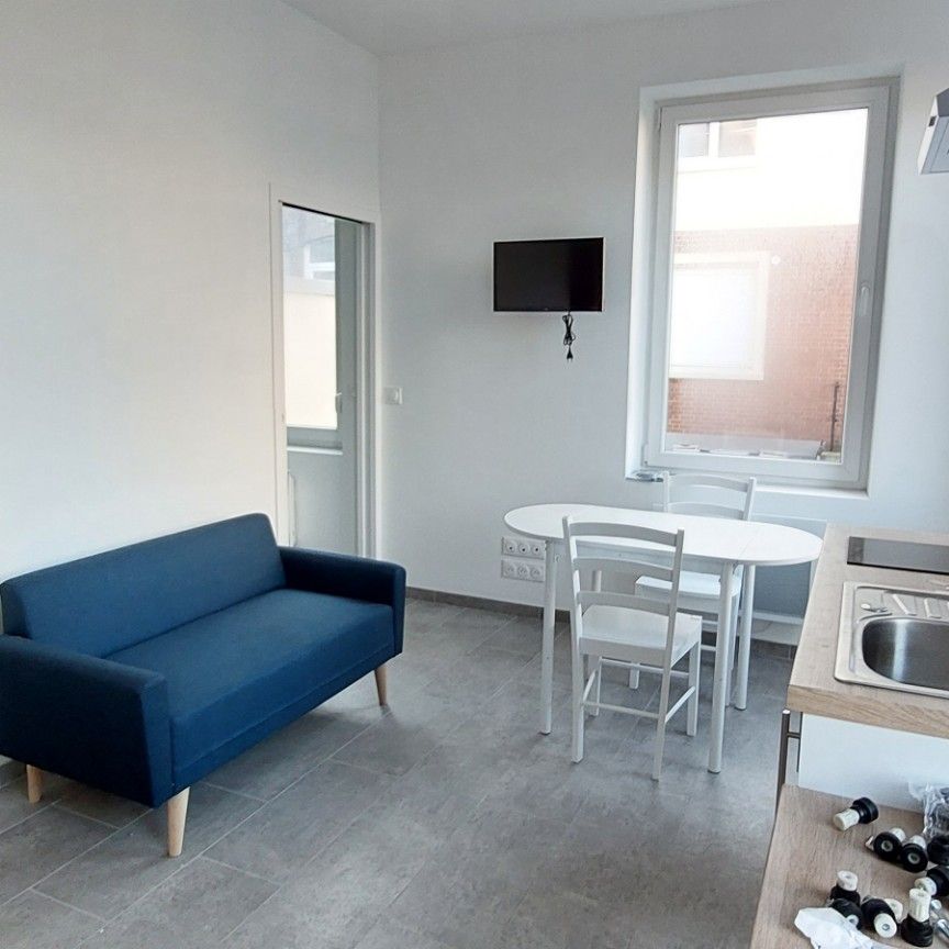 Location Appartement 2 pièces 20m² CAMBRAI 59400 - Photo 1