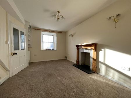 3 bedroom end of terrace house to rent - Photo 3