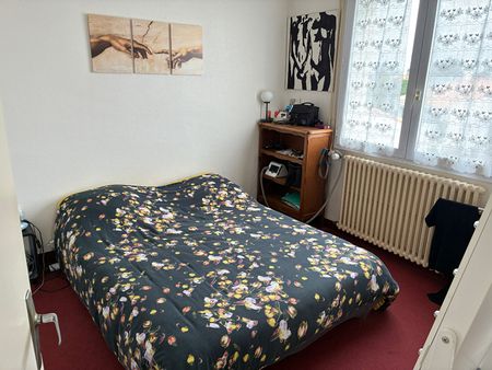 Location Appartement 3 pièces 70m² - Photo 3
