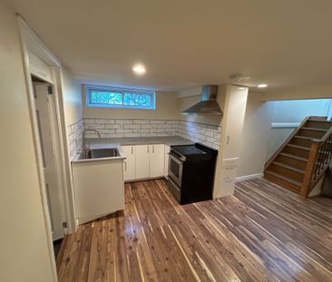 For Lease - 24 Stoddart Drive Unit# Lower, Aurora, Ontario - Photo 1